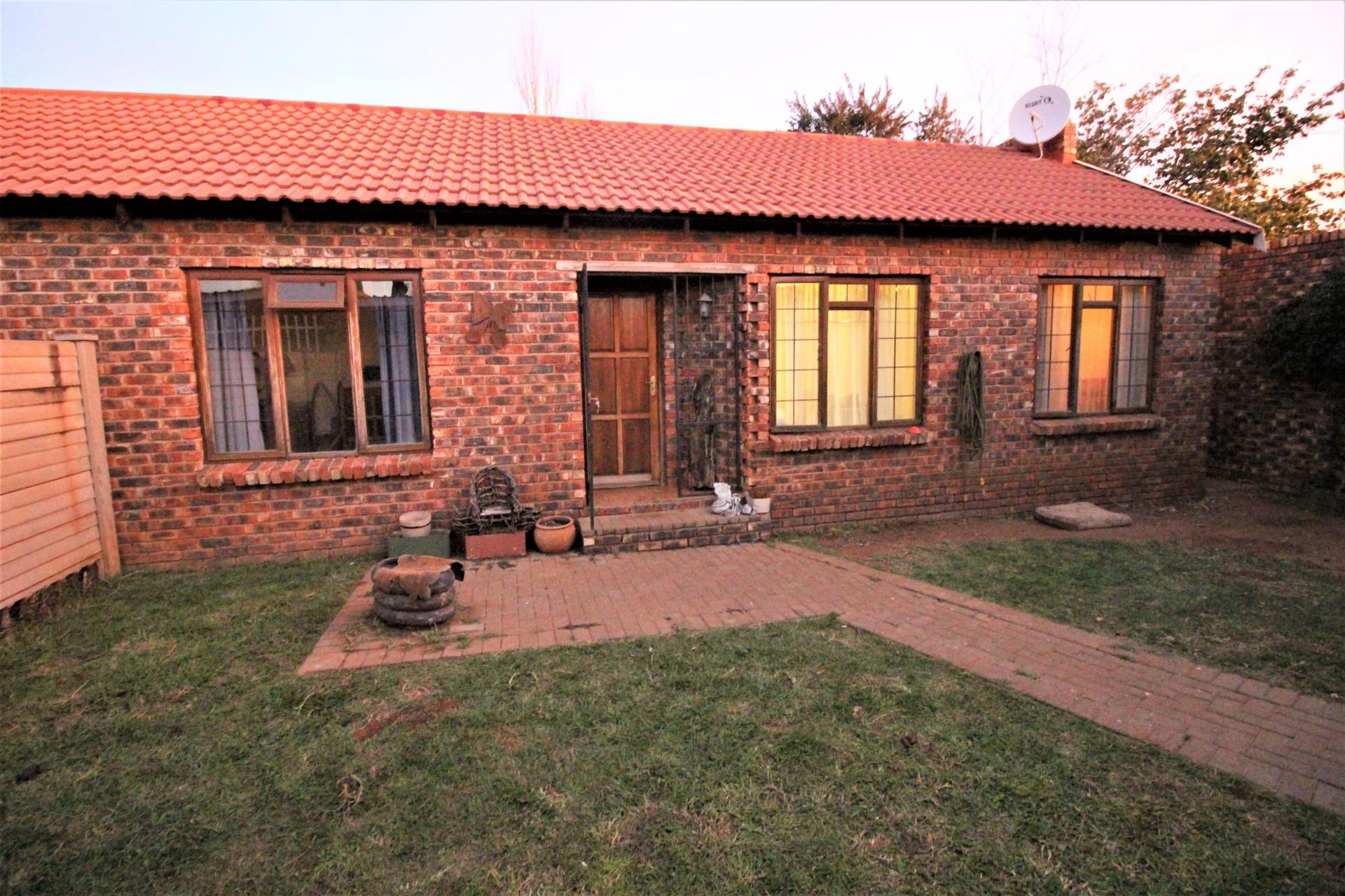 Property and houses for sale in Langenhovenpark, Bloemfontein RE/MAX
