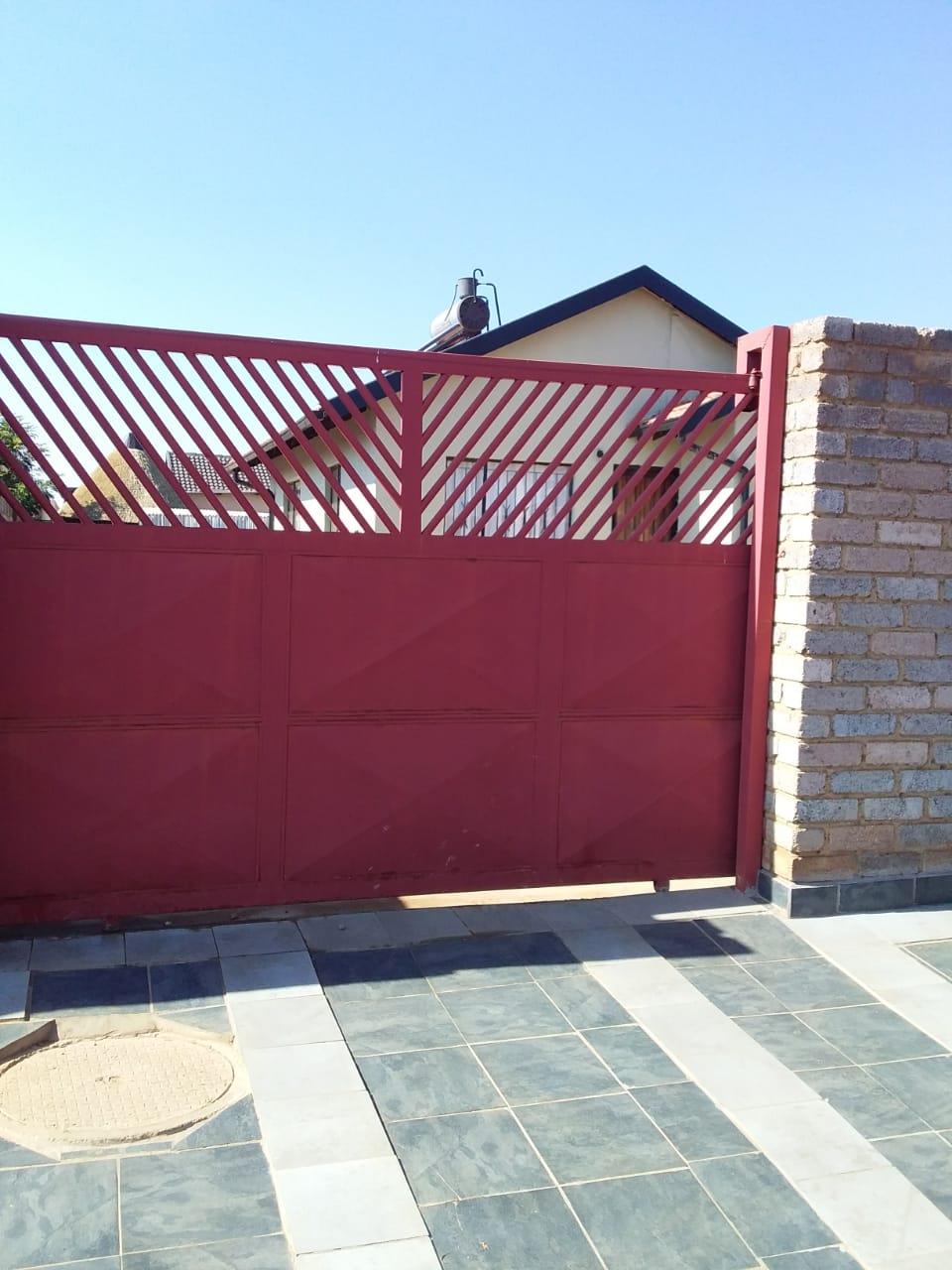 Property for sale in Soweto RE/MAX™ of Southern Africa