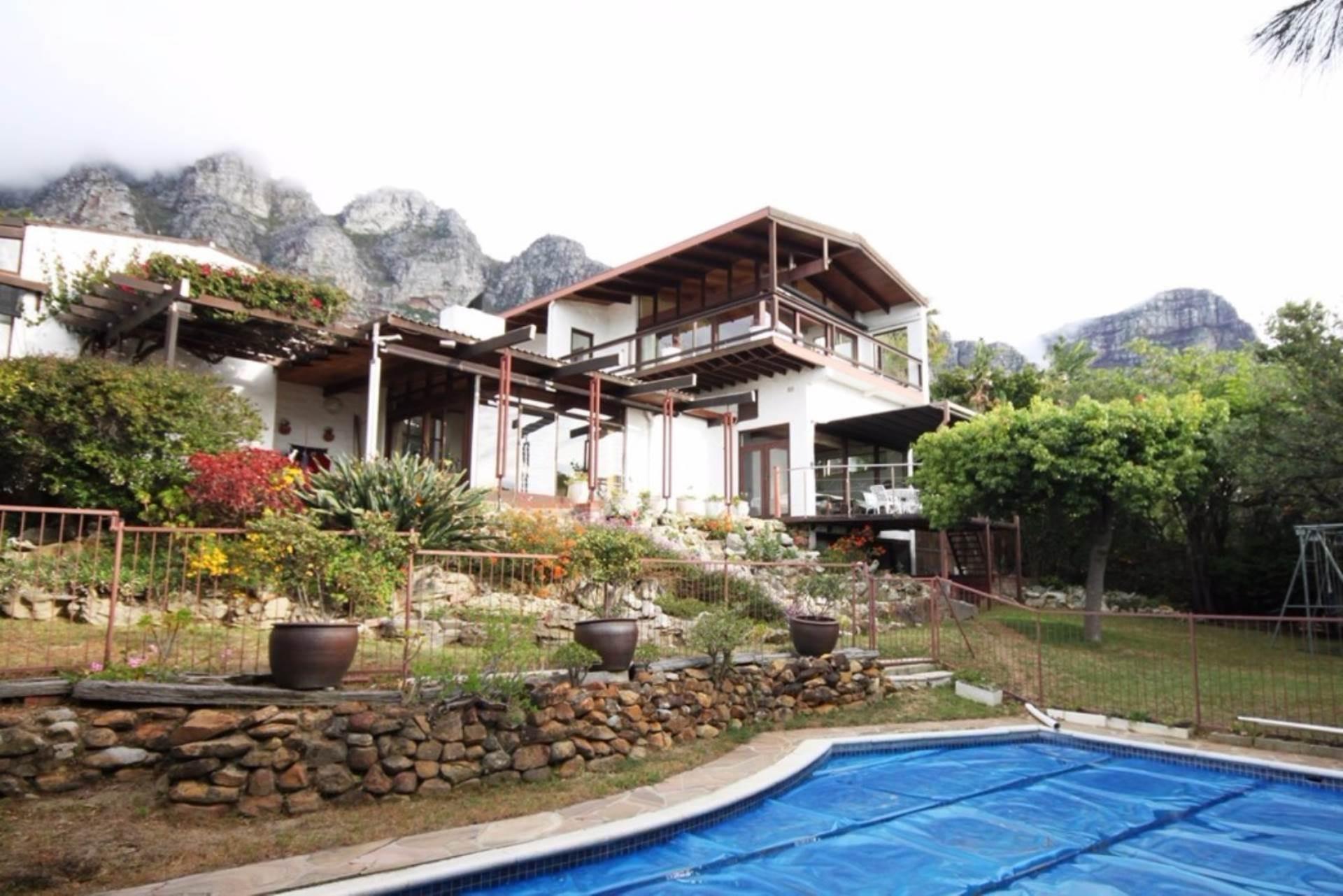 6 Bedroom House For Sale in Camps Bay | RE/MAX™ of Southern Africa