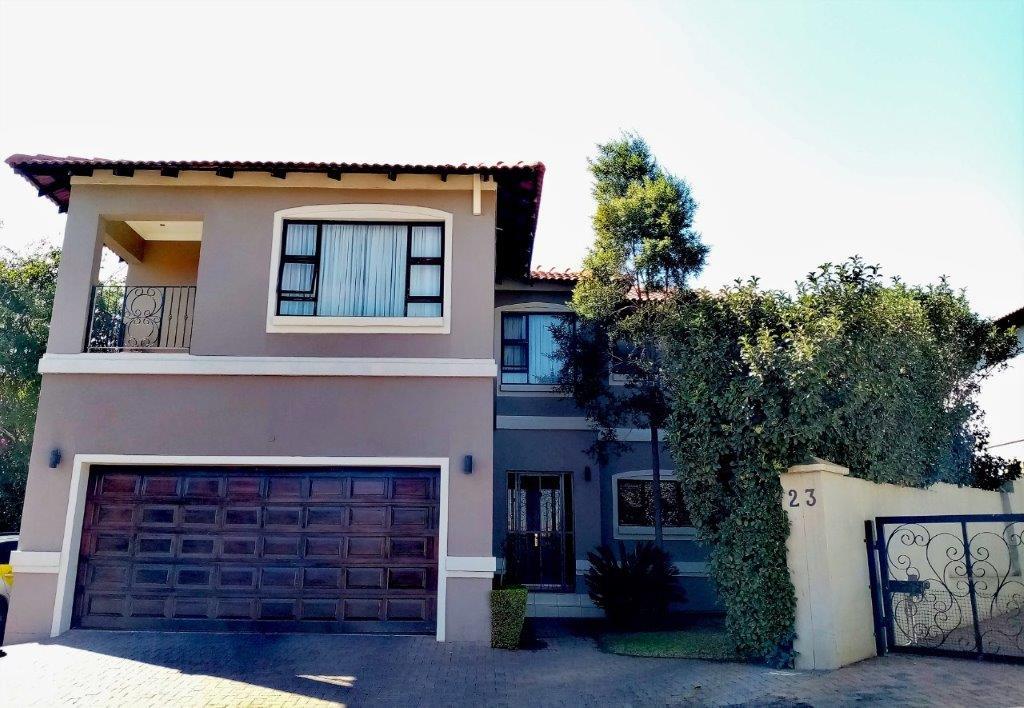 Property and houses for sale in Fourways, Sandton RE/MAX