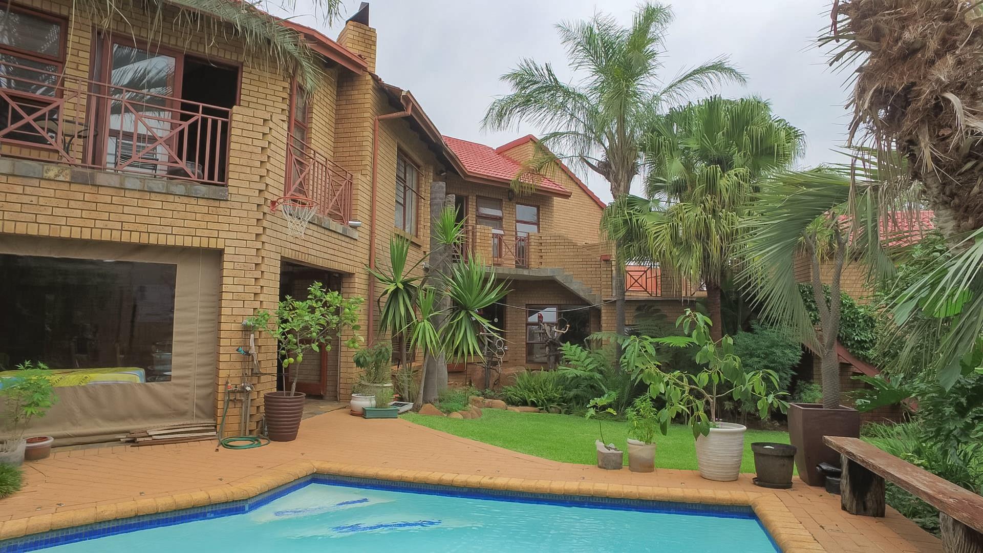 Property and houses for sale in Faerie Glen, Pretoria RE/MAX