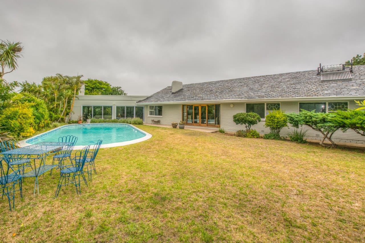 Property for sale in Sunridge Park RE/MAX™ of Southern Africa