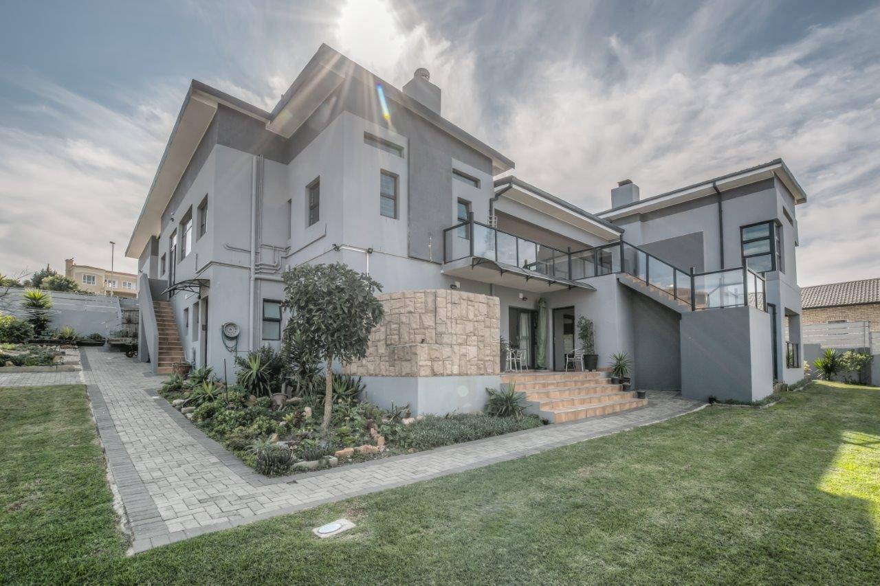 Property for sale in Lovemore Heights RE/MAX™ of Southern Africa