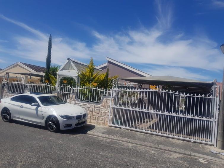 Property for sale in Pelican Park RE/MAX™ of Southern Africa