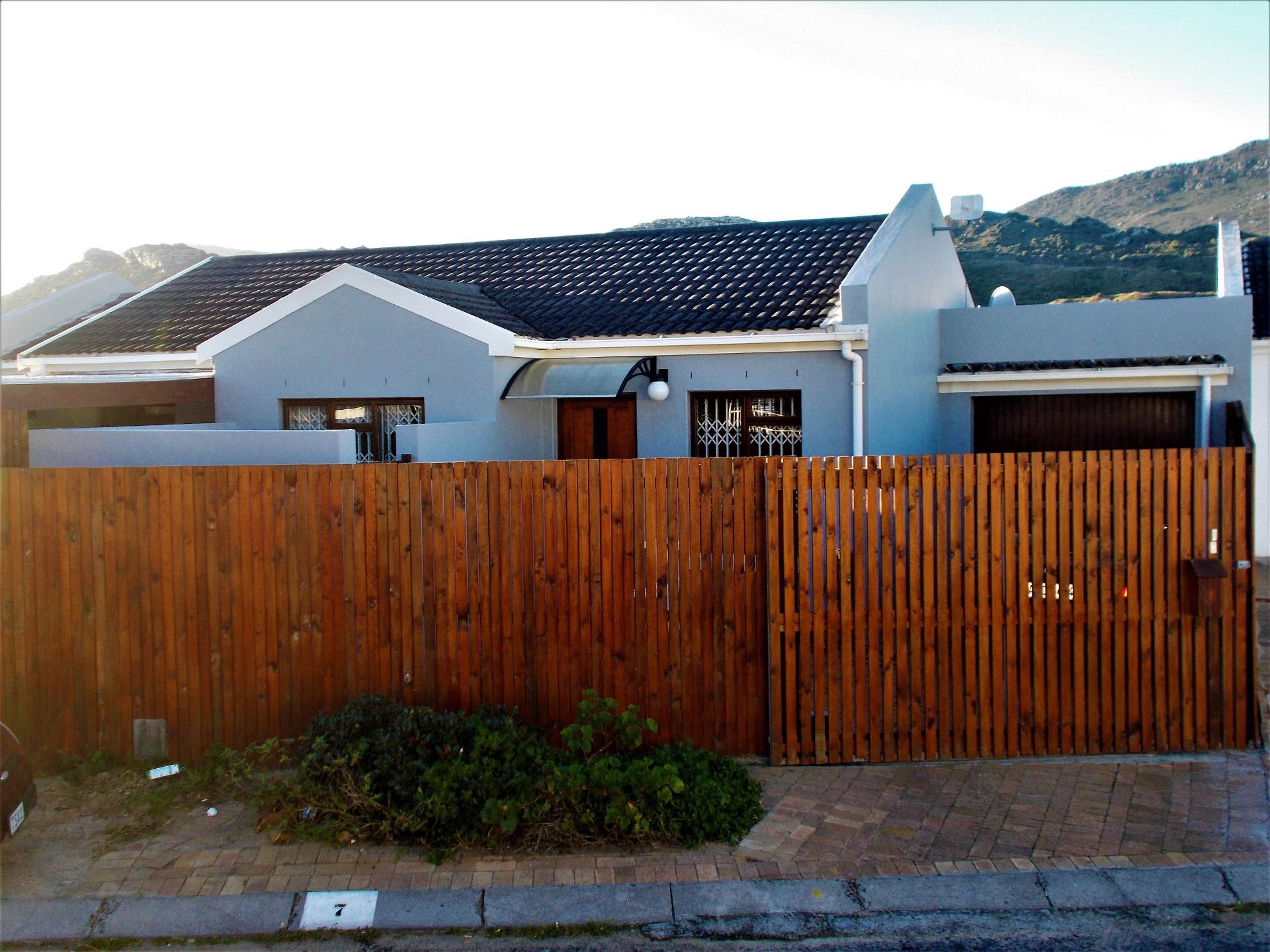 Property for sale in Fish Hoek RE/MAX™ of Southern Africa