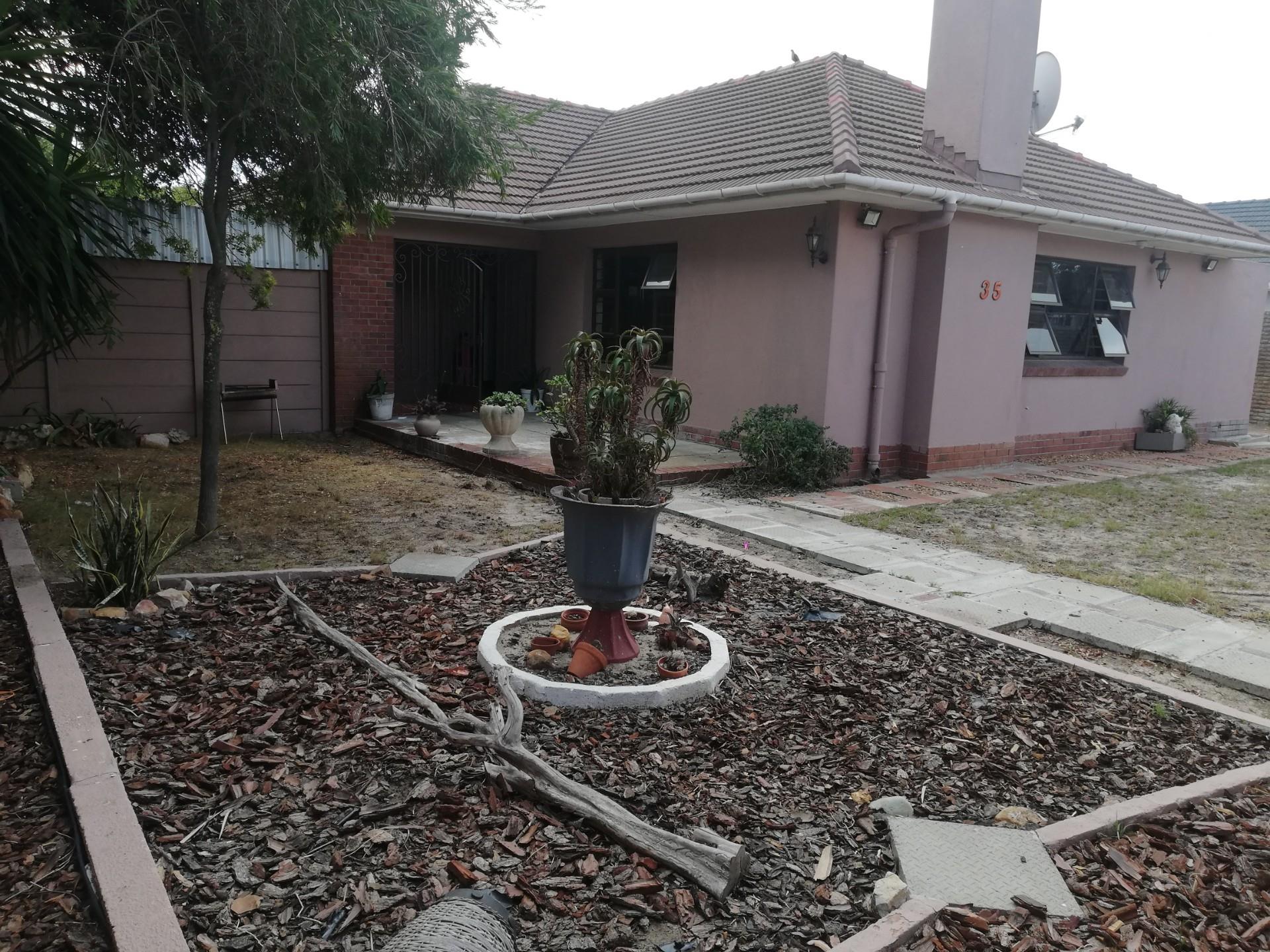 Property and houses for sale in Thornton, Cape Town RE/MAX