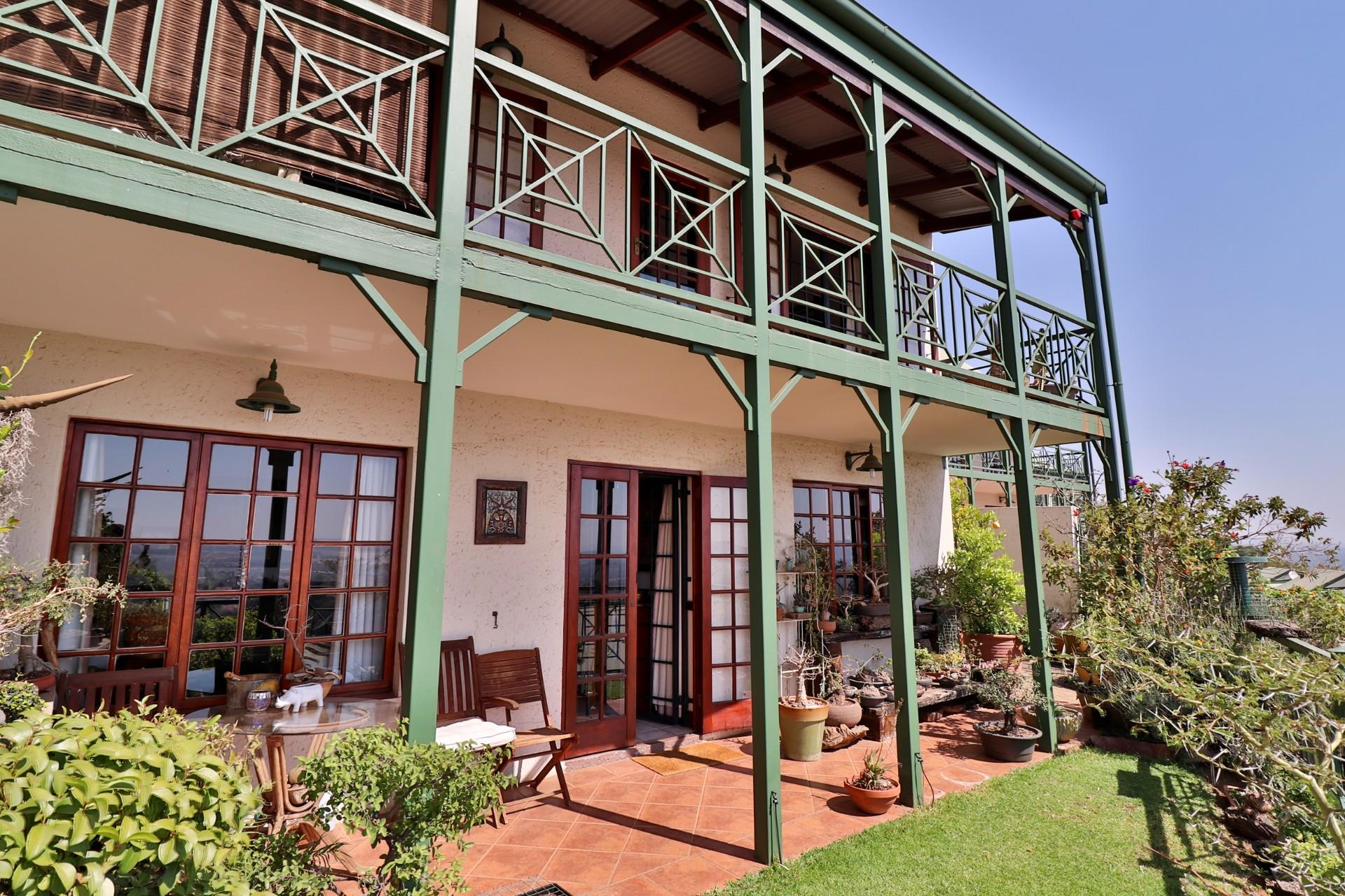 3 Bedroom House For Sale in Wonderboom RE/MAX™ of Southern Africa