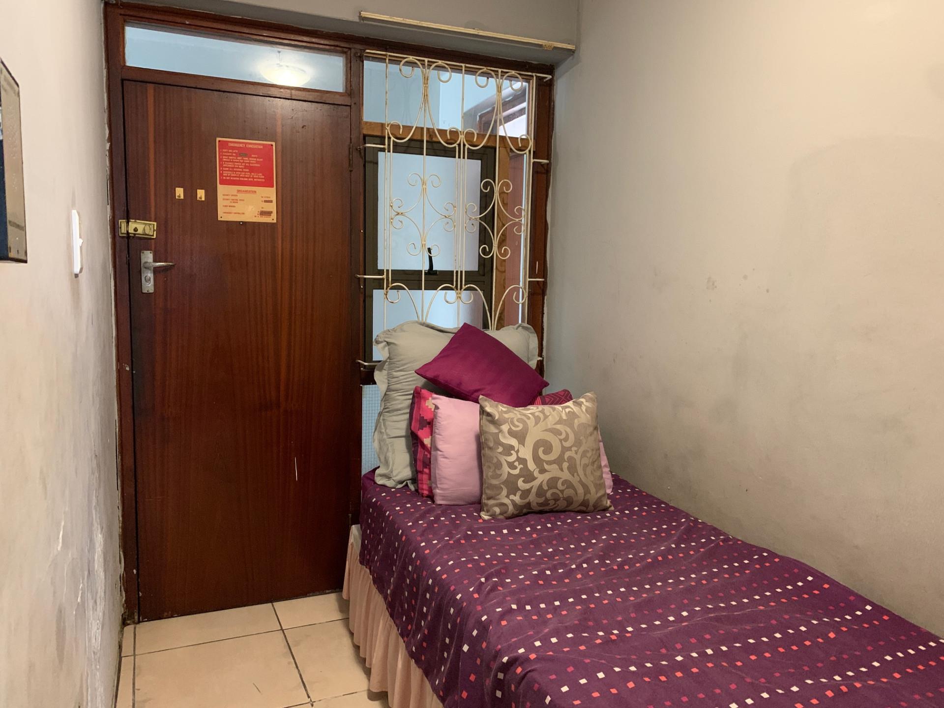 2 Bedroom Apartment / Flat For Sale in Durban Central RE/MAX™ of