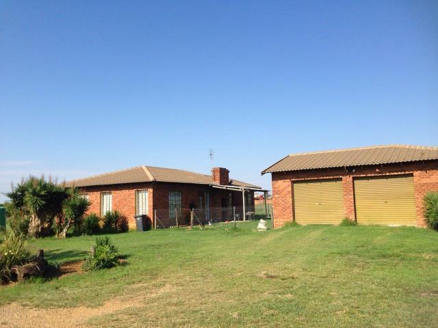 Property and Houses For Sale in Grootfontein Country Estates, Pretoria