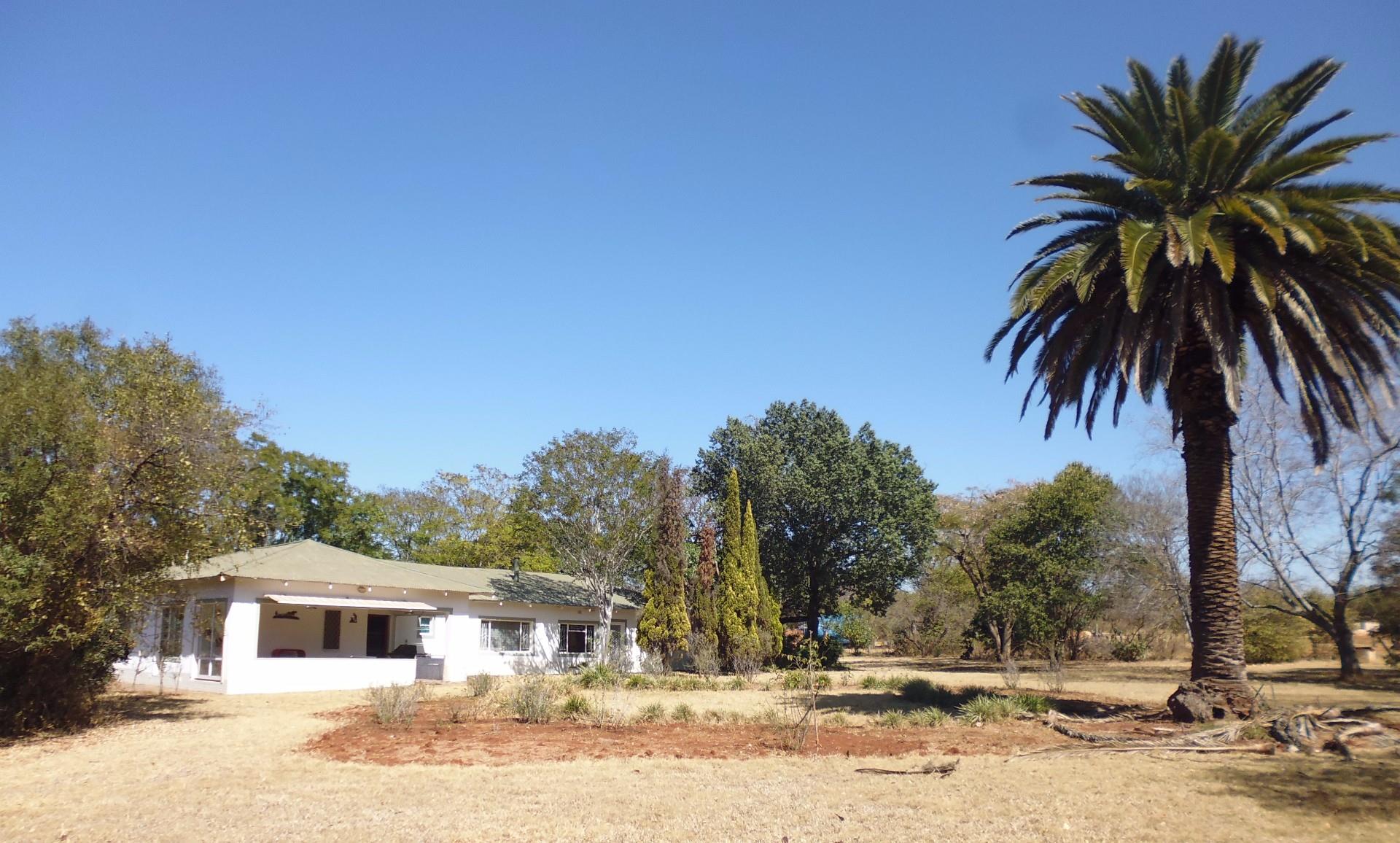 Farm in Kameeldrift East For Sale RE/MAX™ of Southern Africa