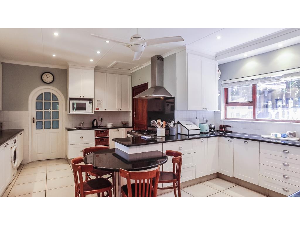 Re Max Border East London
