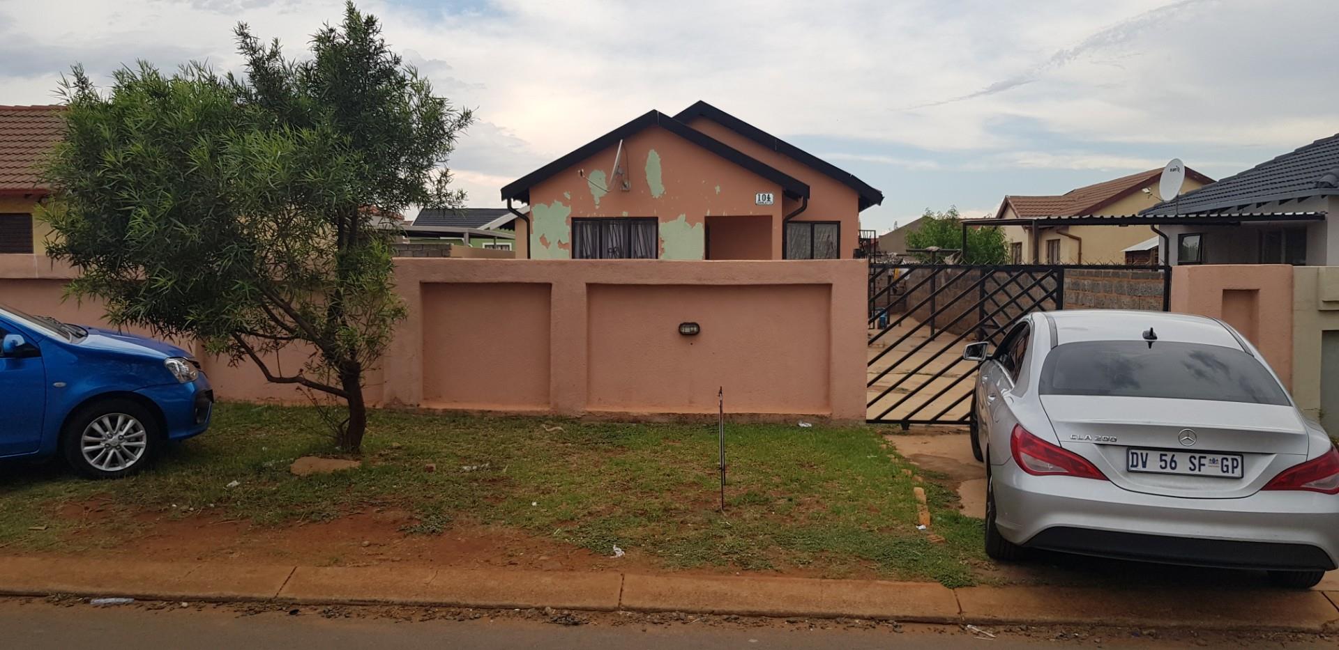 3 Bedroom House In Dawn Park Re Max