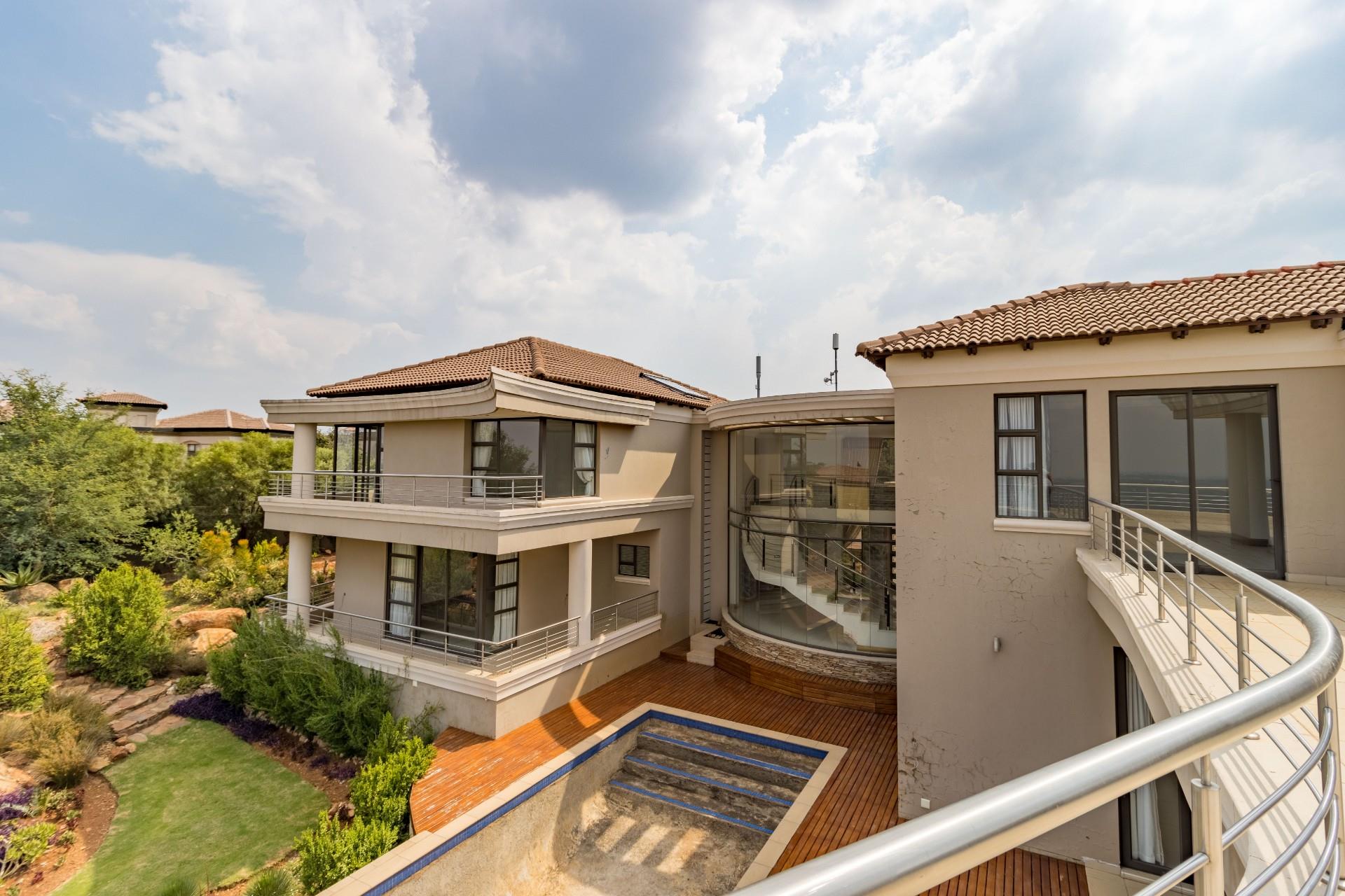 5 Bedroom House For Sale in Meyersdal Eco Estate RE/MAX™ of Southern