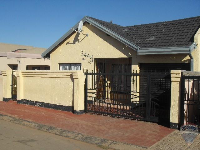 3 Bedroom House For Sale in Katlehong | RE/MAX™ of Southern Africa