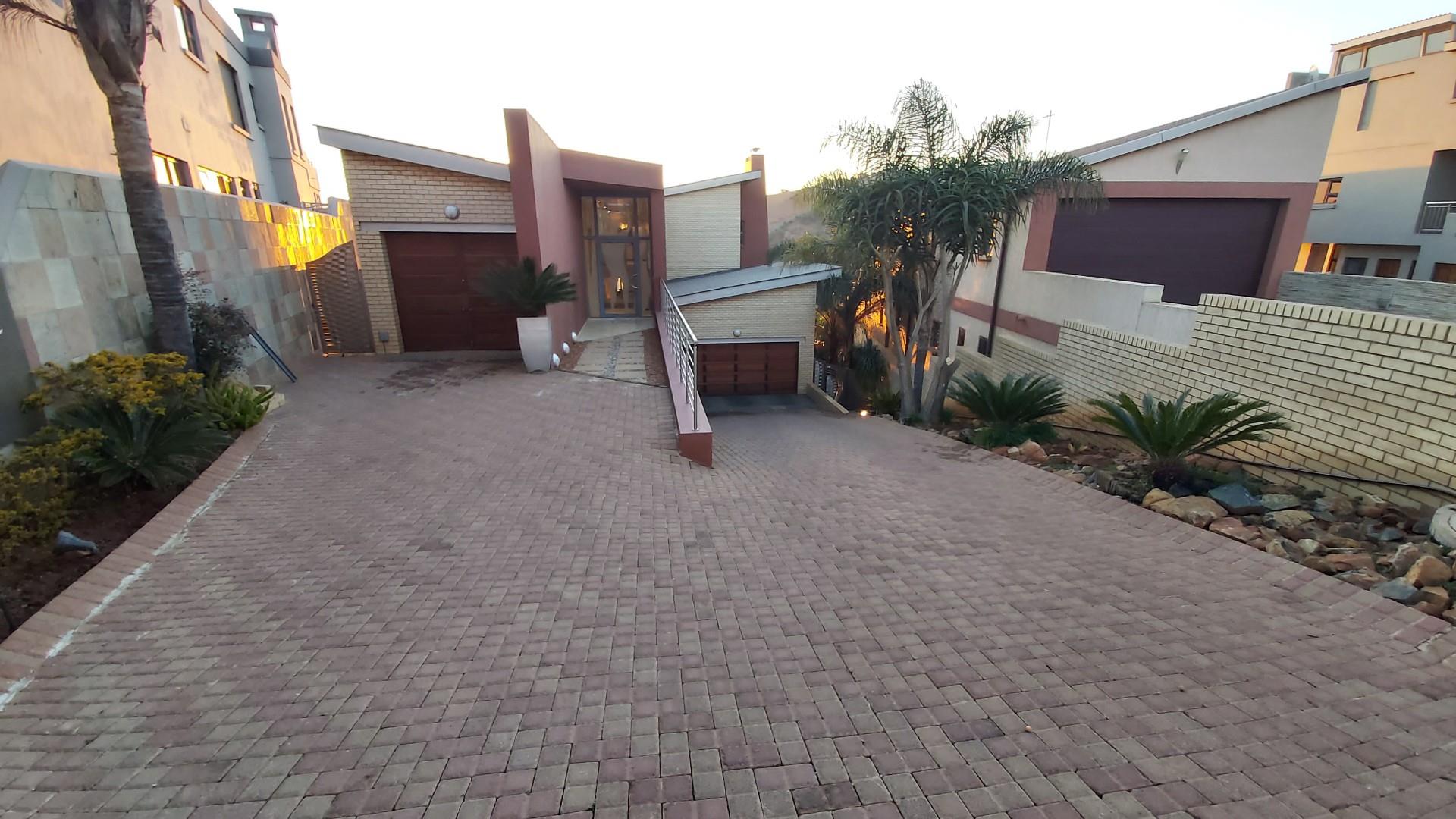 Property for sale in Bassonia Estate RE/MAX™ of Southern Africa