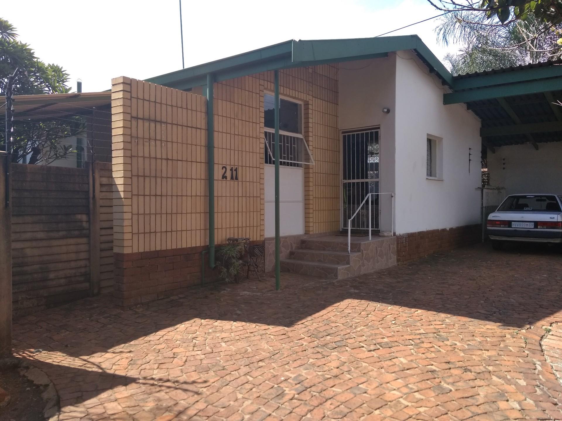 3 Bedroom House For Sale in Danville RE/MAX™ of Southern Africa