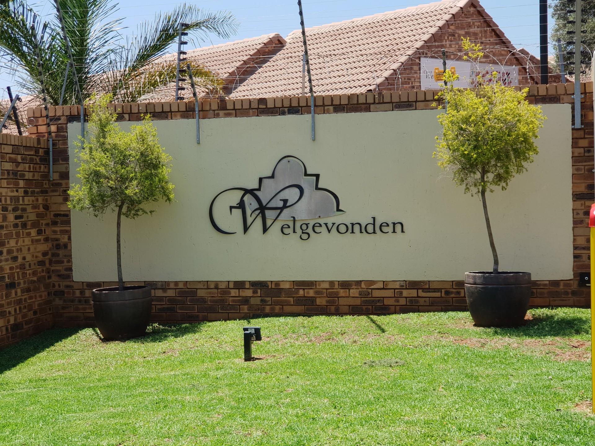 Property for sale in Faerie Glen RE/MAX™ of Southern Africa