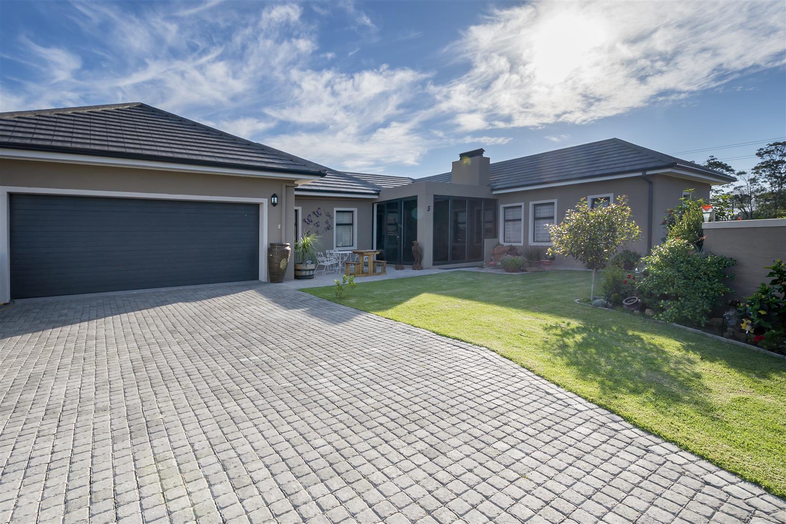 Property for sale in RE/MAX™ of Southern Africa