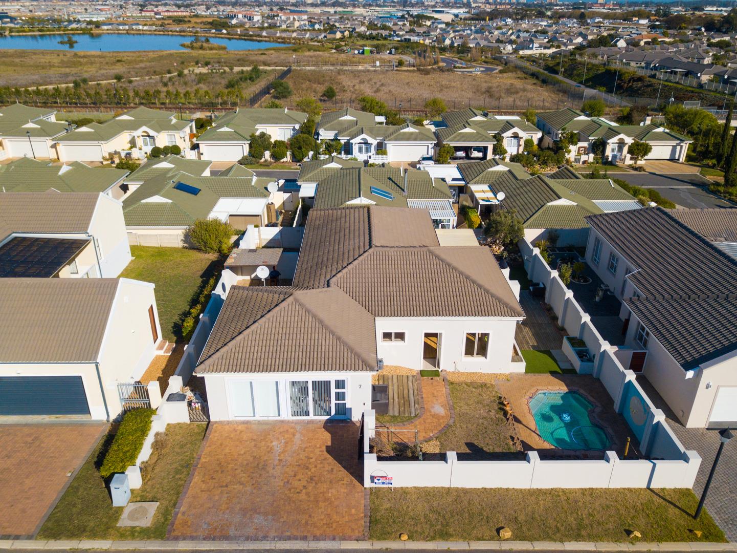 Property for sale in Somerset West RE/MAX™ of Southern Africa