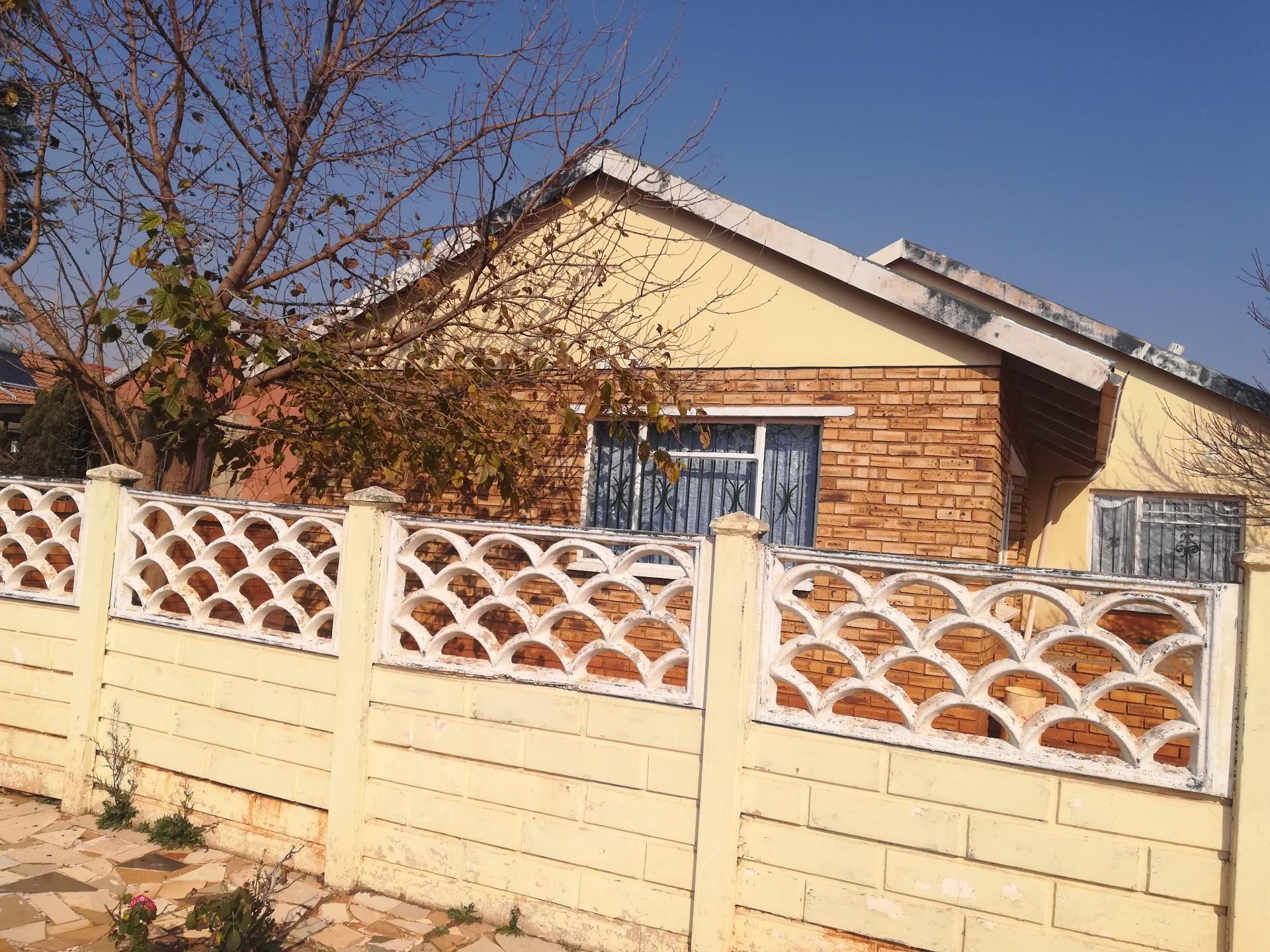 Property for sale in Ennerdale RE/MAX™ of Southern Africa
