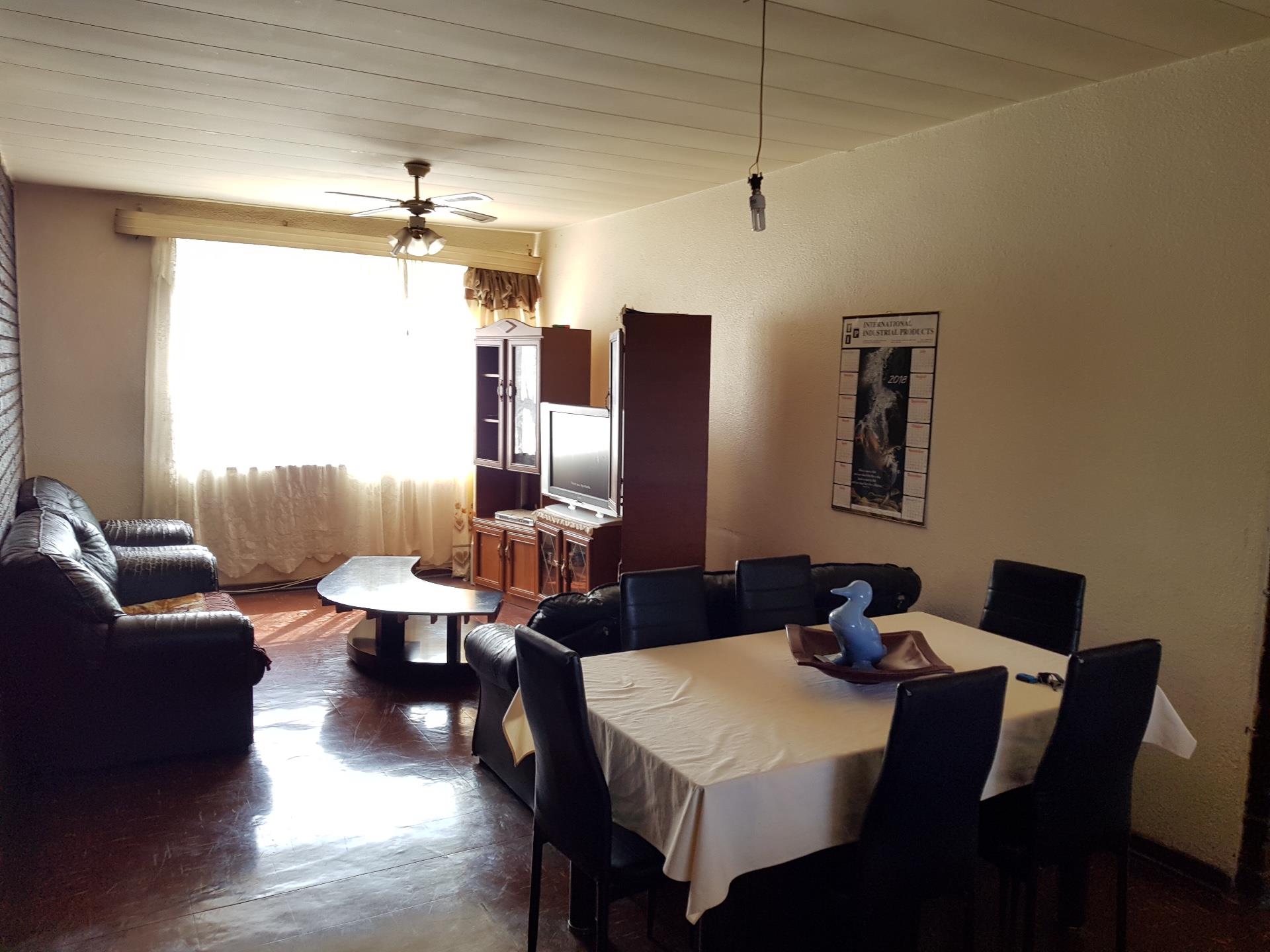 2 Bedroom Apartment / Flat For Sale in Germiston South | RE/MAX™ of