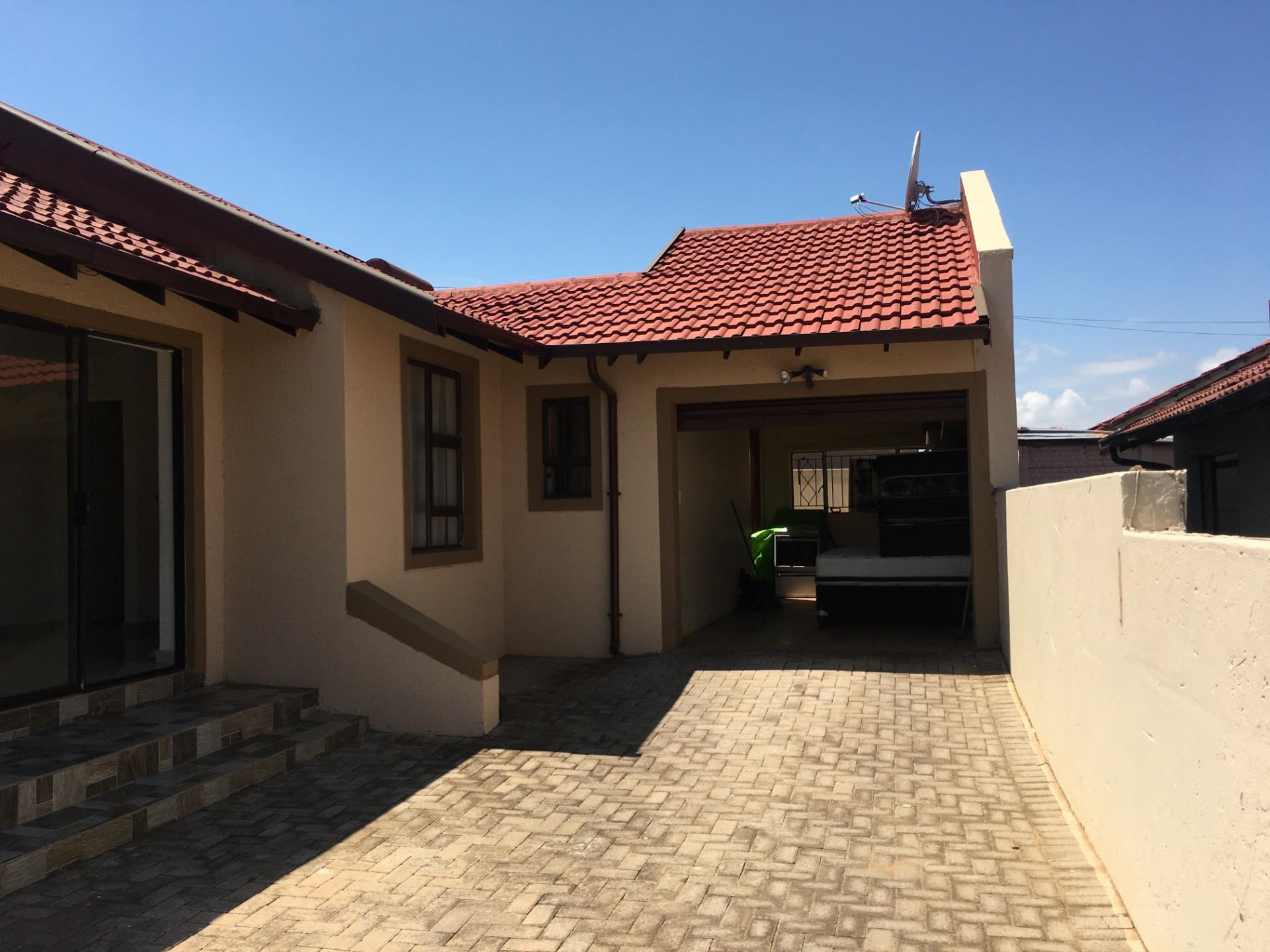 Property for sale in Kagiso RE/MAX™ of Southern Africa