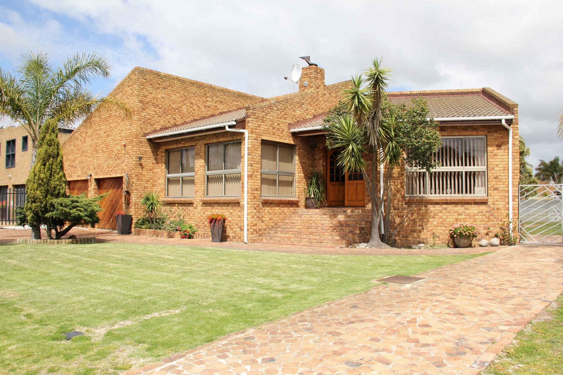 Property for sale in Kuils River RE/MAX™ of Southern Africa