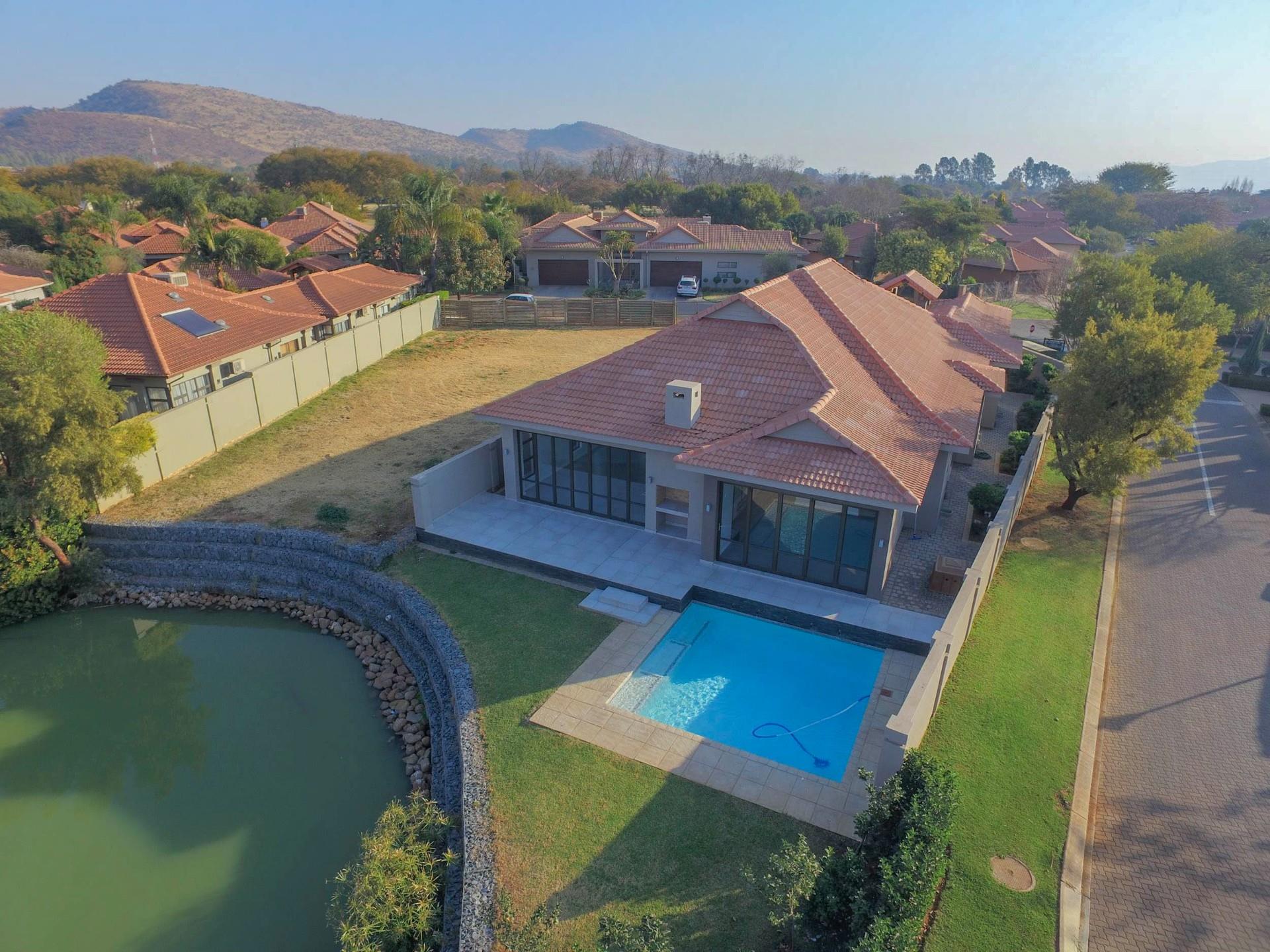 Property and houses for sale in Pecanwood Estate, Hartbeespoort RE/MAX™