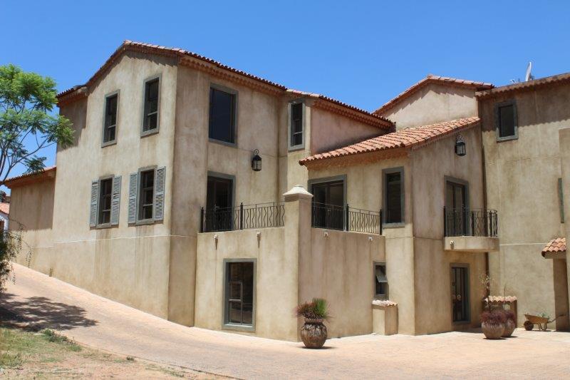 3 Bedroom House In Estate D Afrique Re Max