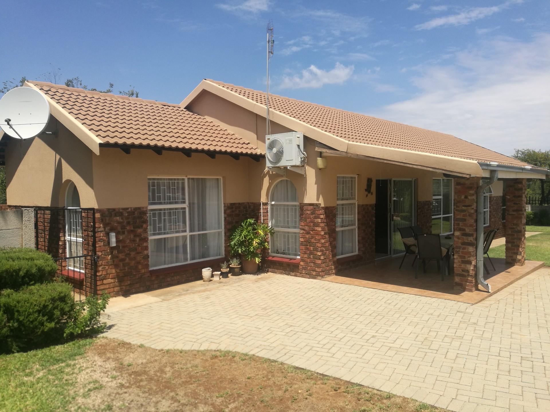 3 Bedroom House For Sale in Orkney RE/MAX™ of Southern Africa