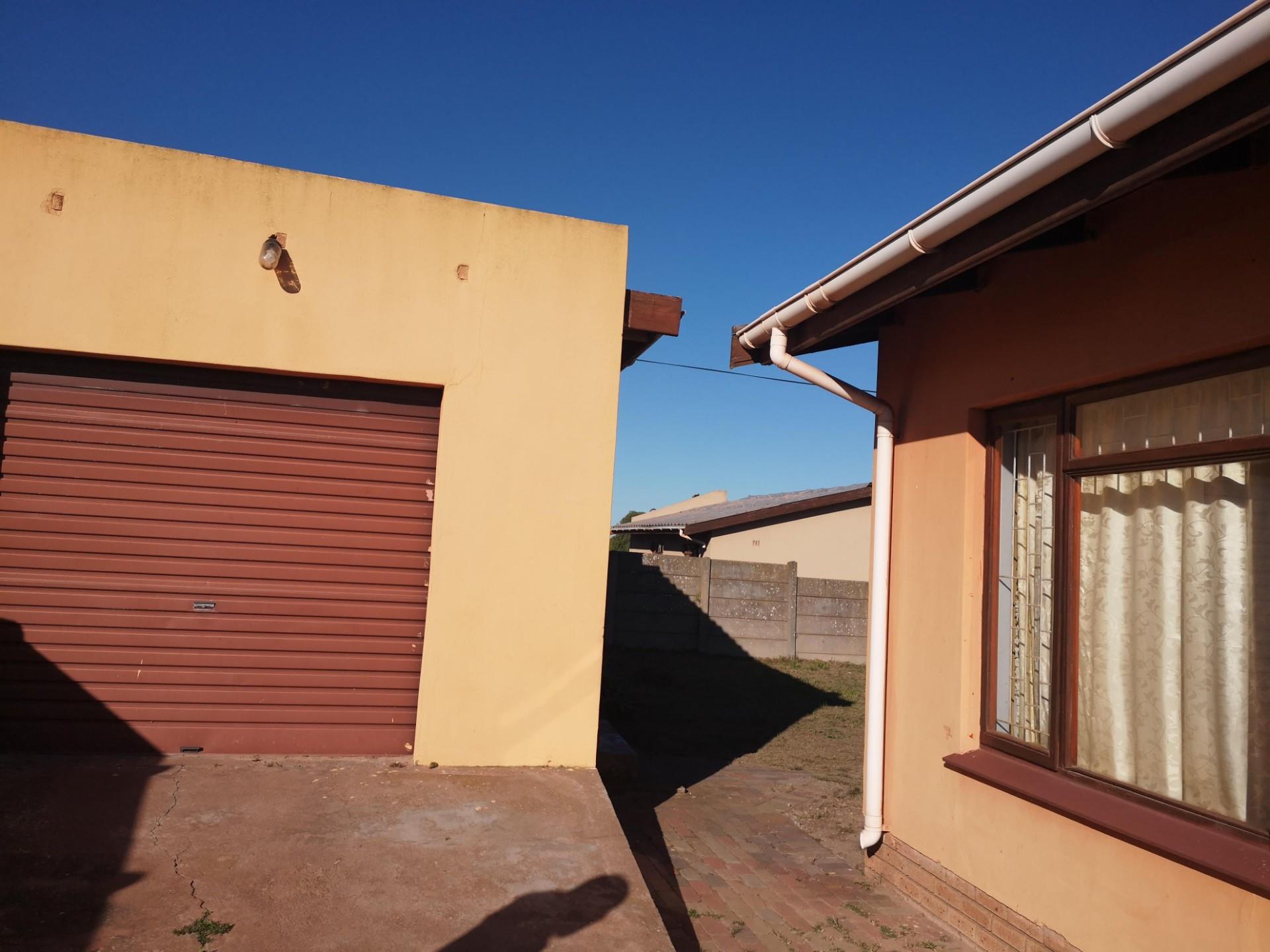 Property to rent in Vredenburg RE/MAX™ of Southern Africa