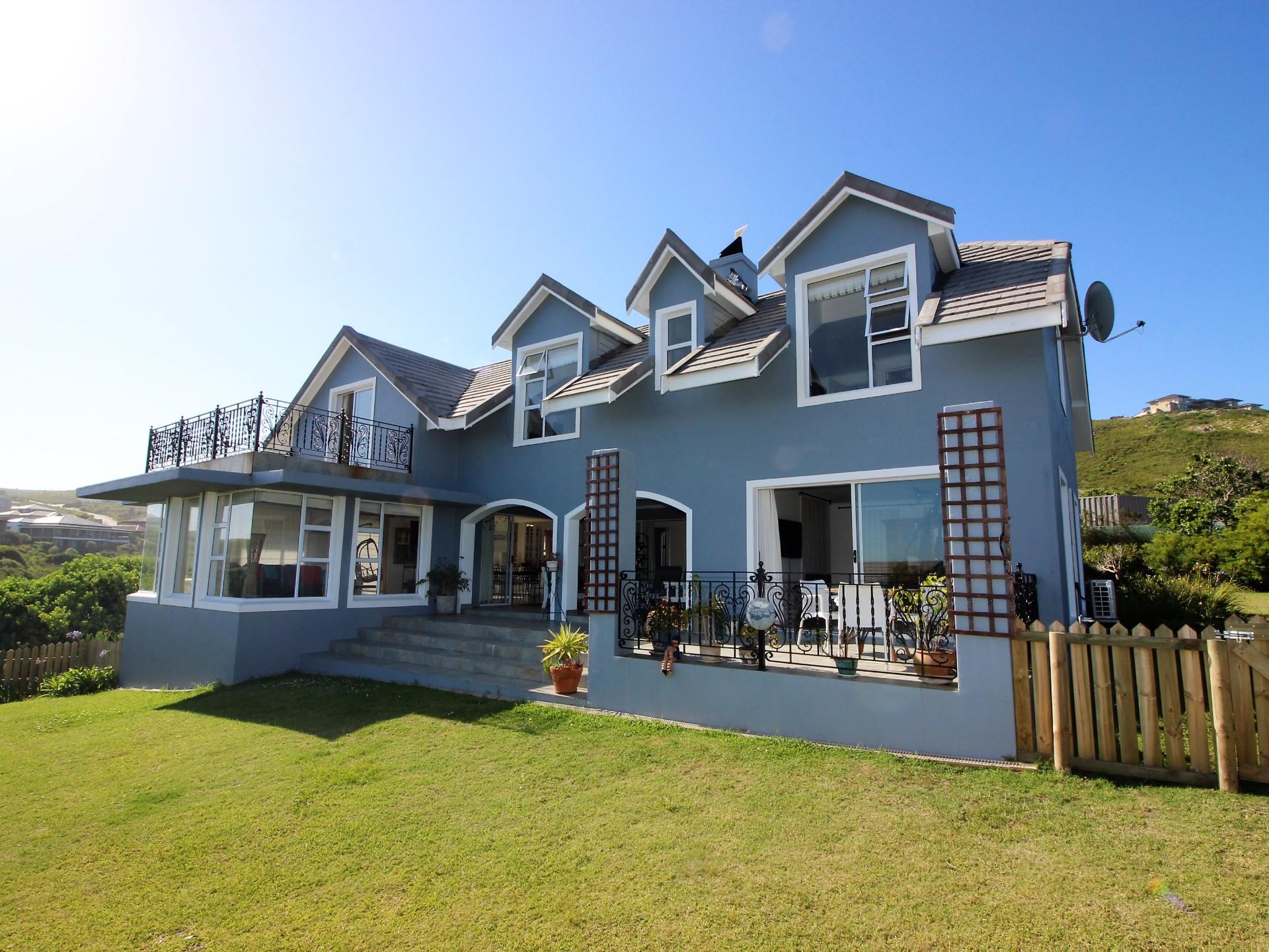 Property for sale in Pezula Golf Estate RE/MAX™ of Southern Africa