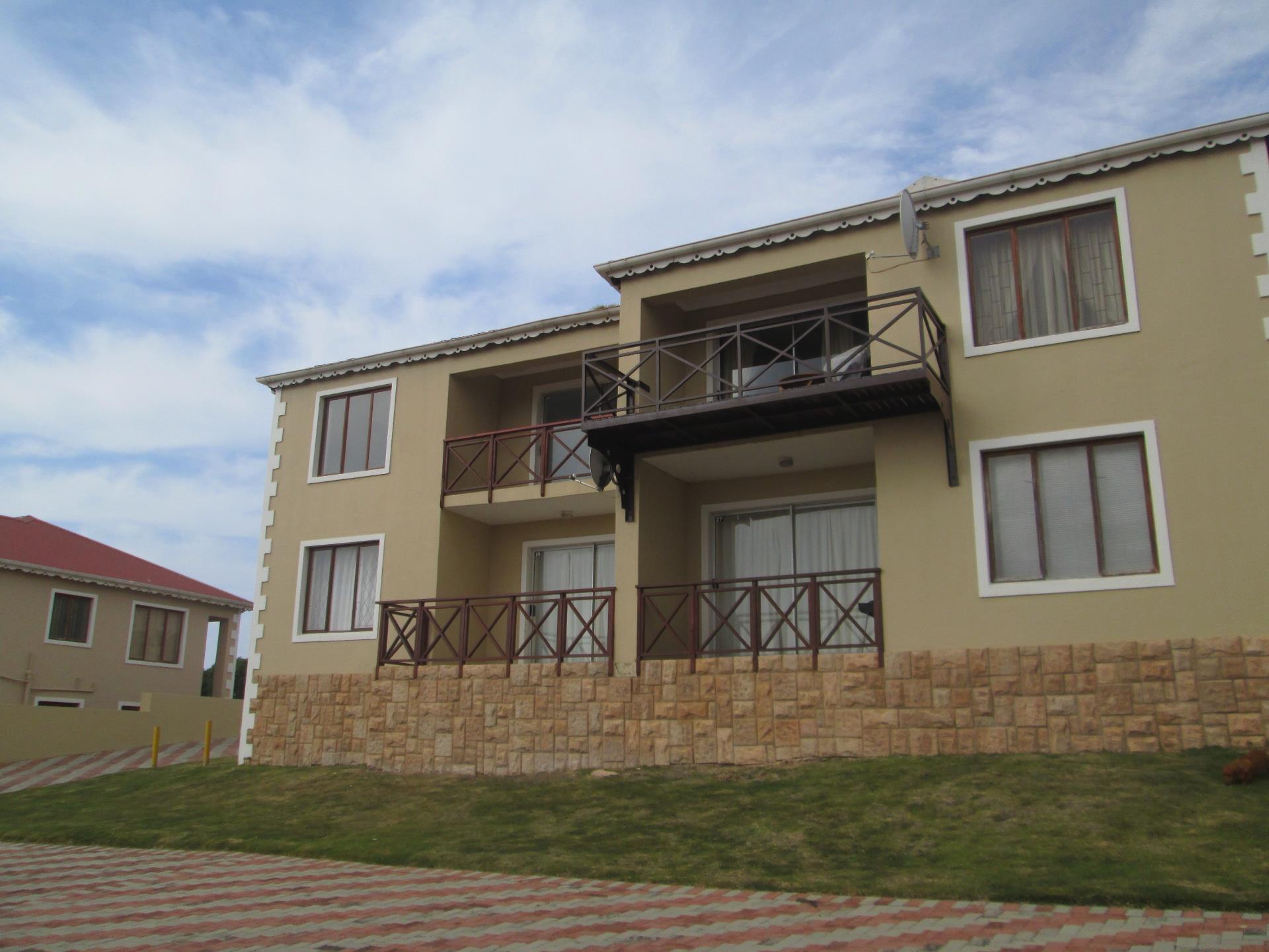 Property and houses for sale in Marina Martinique, Jeffrey's Bay RE/MAX