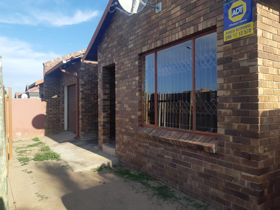 Property for sale in Ivy Park RE/MAX™ of Southern Africa