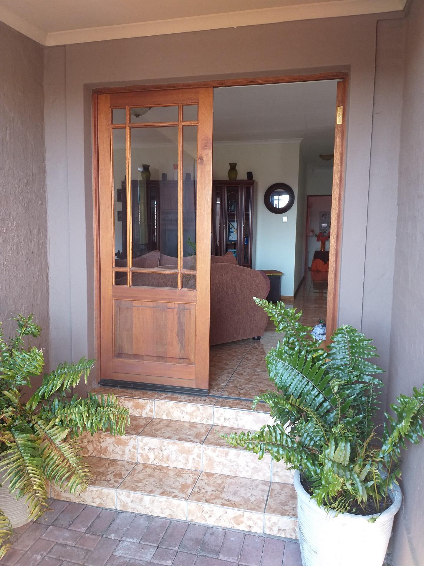 2 Bedroom House In Secunda Re Max