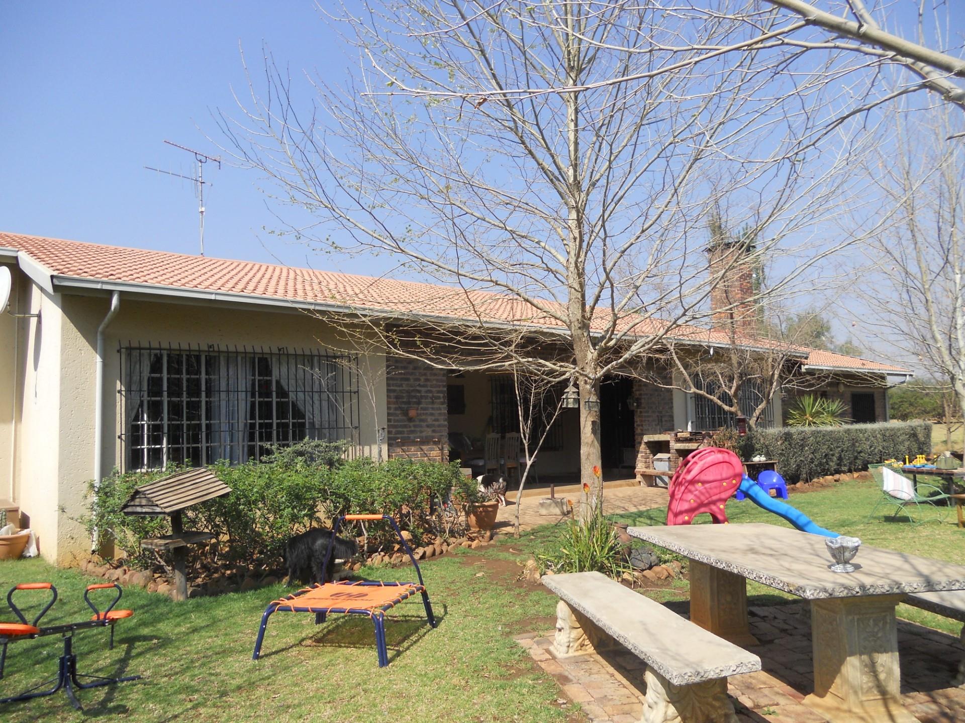 Property for sale in Magaliesburg RE/MAX™ of Southern Africa