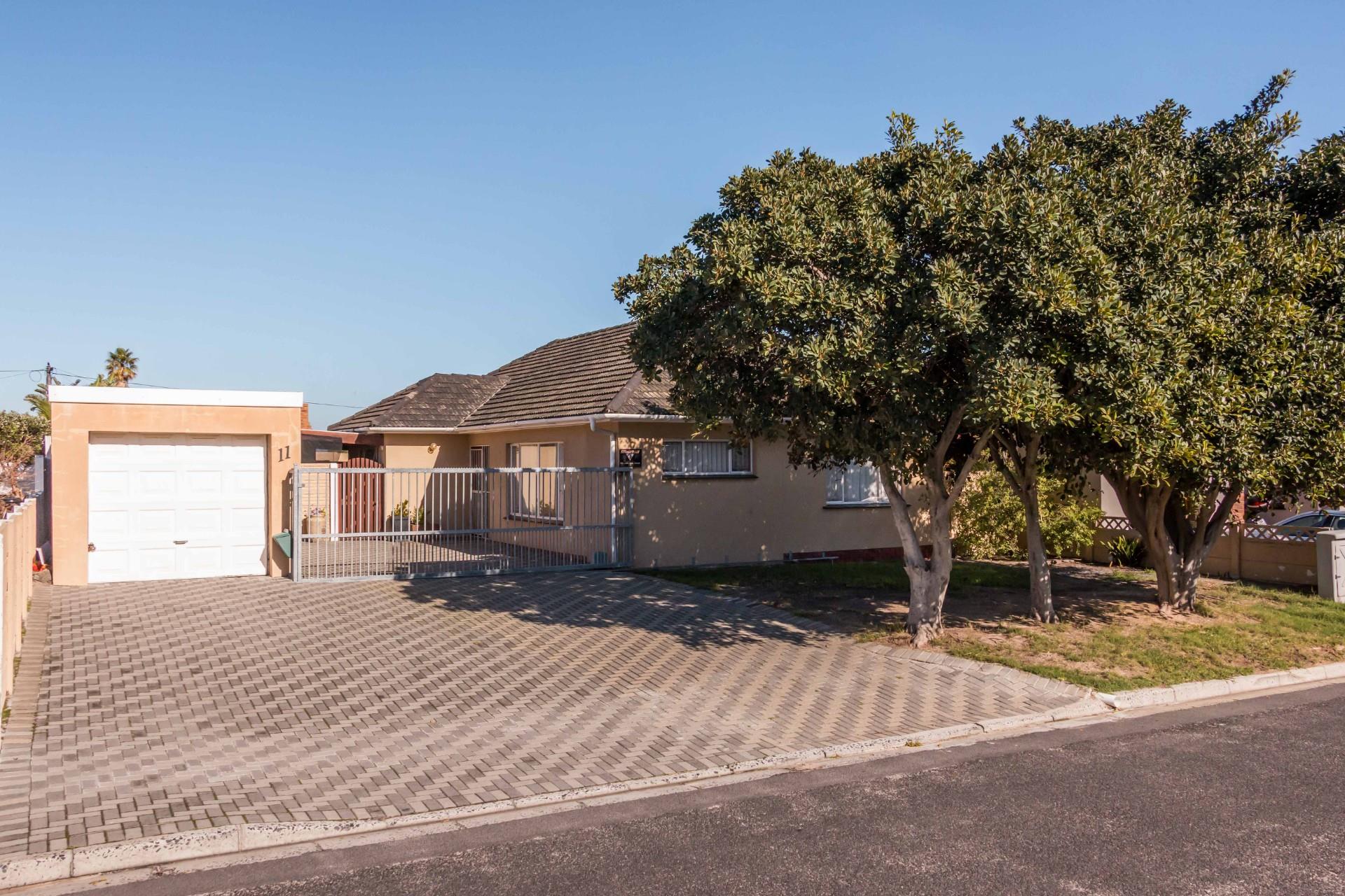 Property for sale in Bothasig RE/MAX™ of Southern Africa