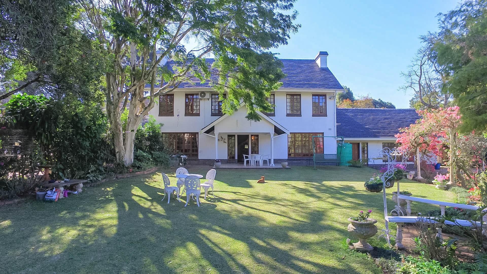 4 Bedroom House For Sale in Bothas Hill RE/MAX™ of Southern Africa