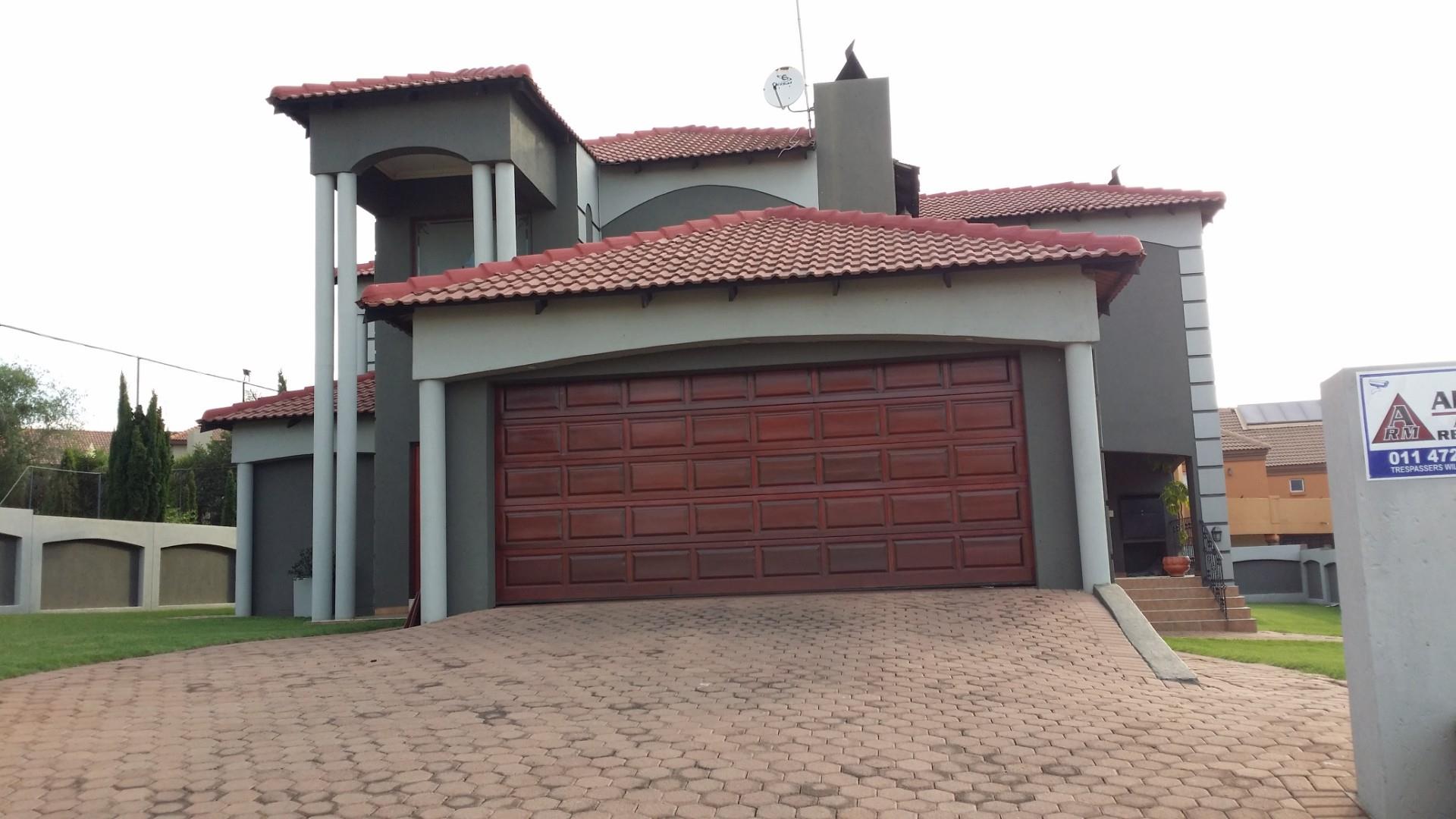 Property for sale in Ruimsig Country Estate RE/MAX™ of Southern Africa