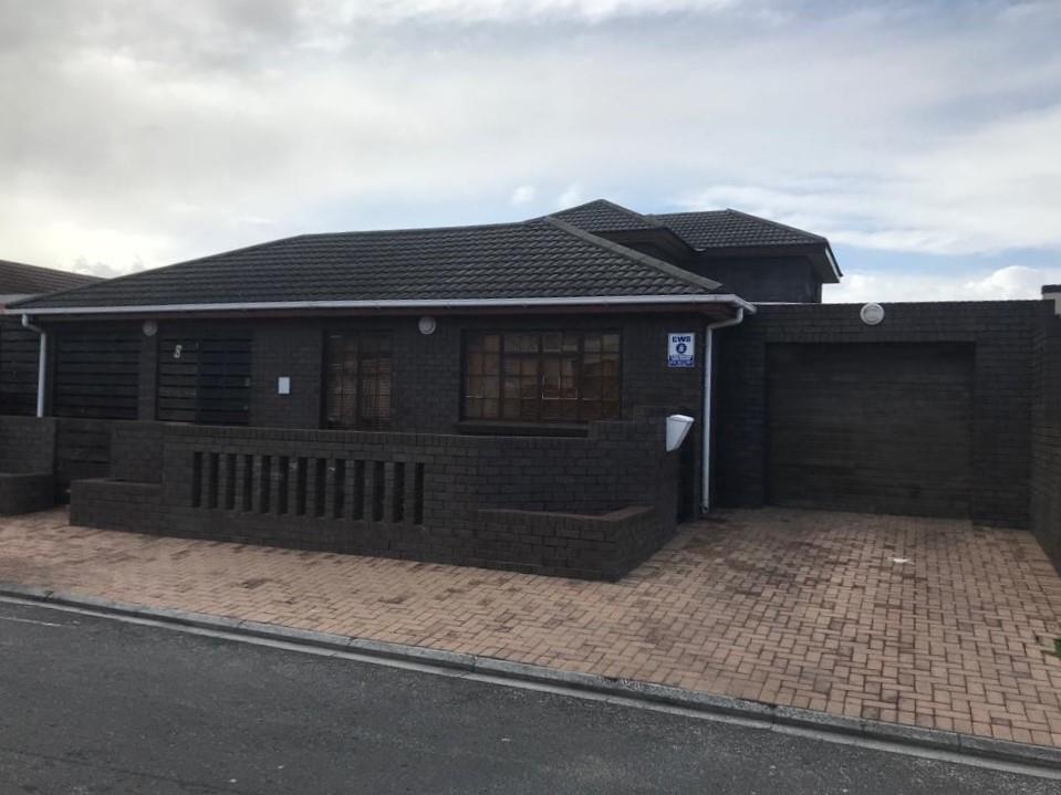 Property for sale in Mitchells Plain RE/MAX™ of Southern Africa