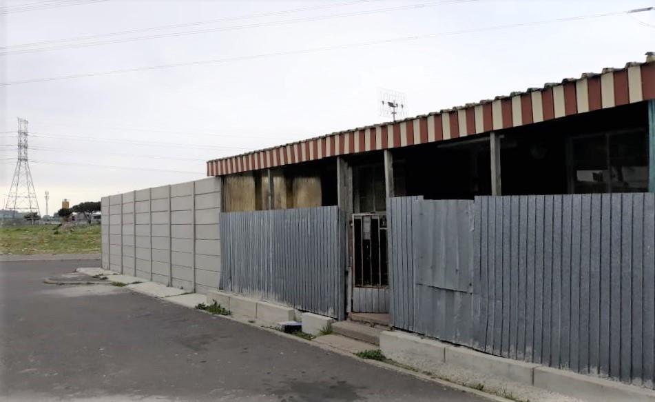 Property for sale in Hanover Park RE/MAX™ of Southern Africa