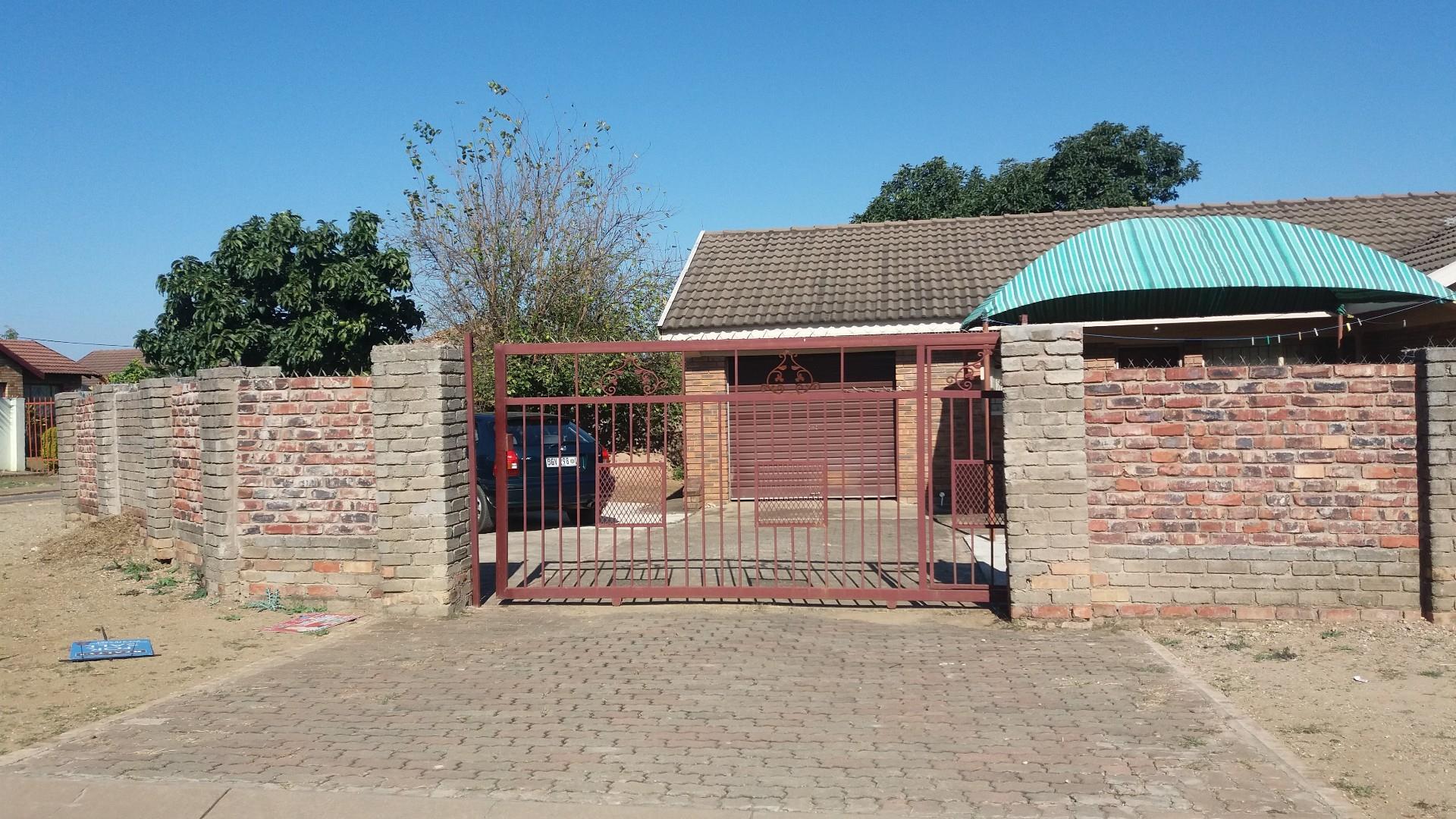 Property for sale in Louis Trichardt RE/MAX™ of Southern Africa