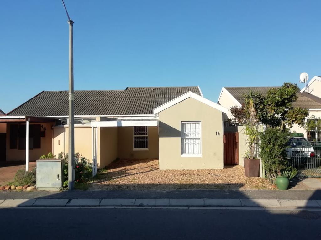 Property for sale in Diep River RE/MAX™ of Southern Africa