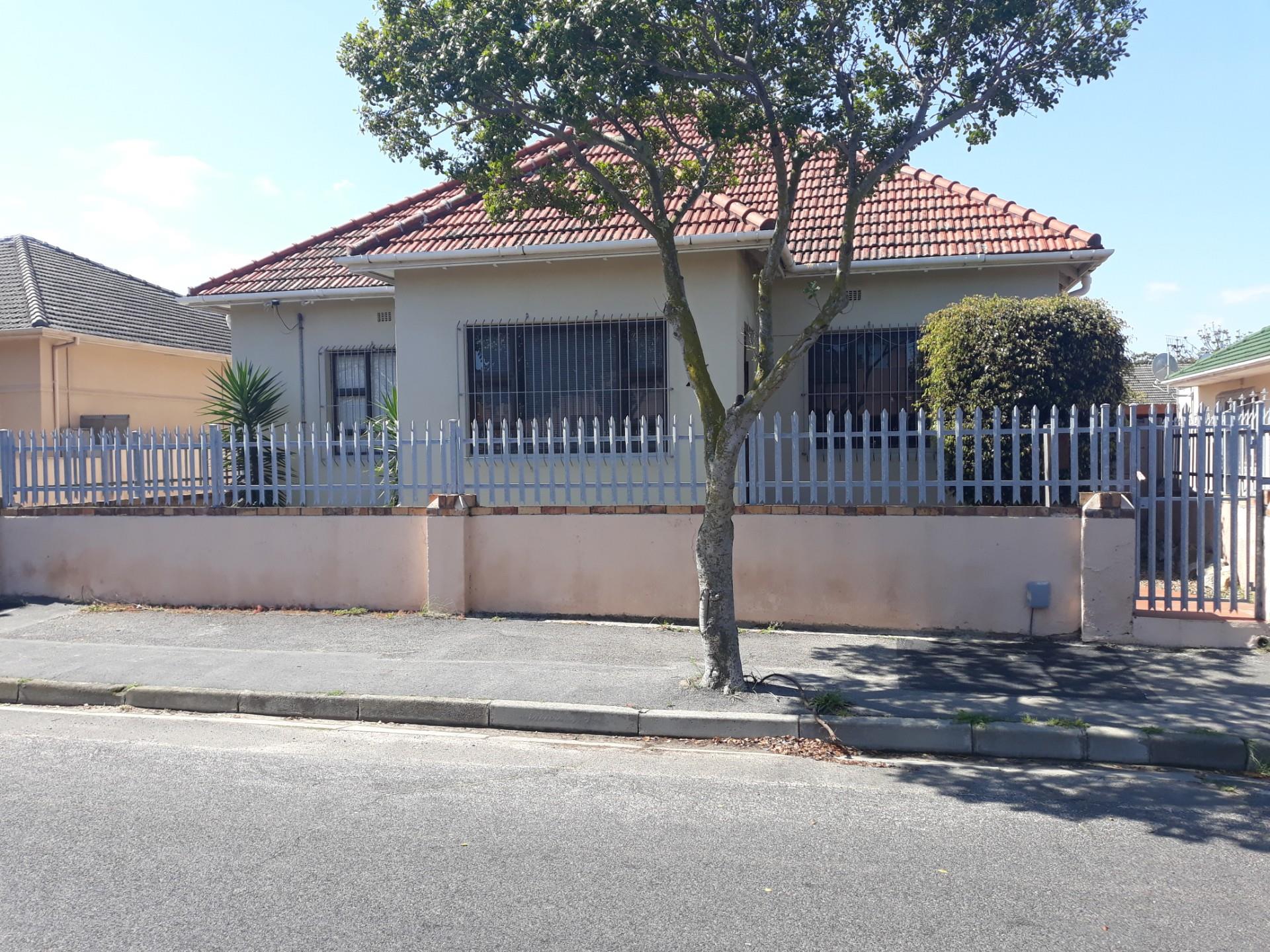 Property for sale in Goodwood Estate RE/MAX™ of Southern Africa